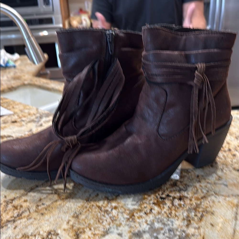 BOC Brown Ankle Booties with Fringe and Suede